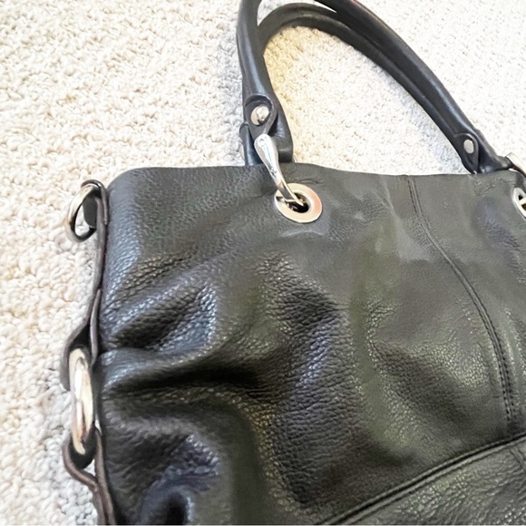 Tignanello Black Leather Shoulder Handbag Shoulder Classic Bucket Hobo NO STRAP - Picture 3 of 12